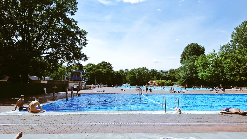 ziggymonde's tweet photo. Tattoo percentage
sits at 70%
approximately. 

#haiku #kreuzberg #prinzenbade #kreuzbergbade #swimmingpools #skinfest #tattoos #berlin https://t.co/WAJarO7NLN