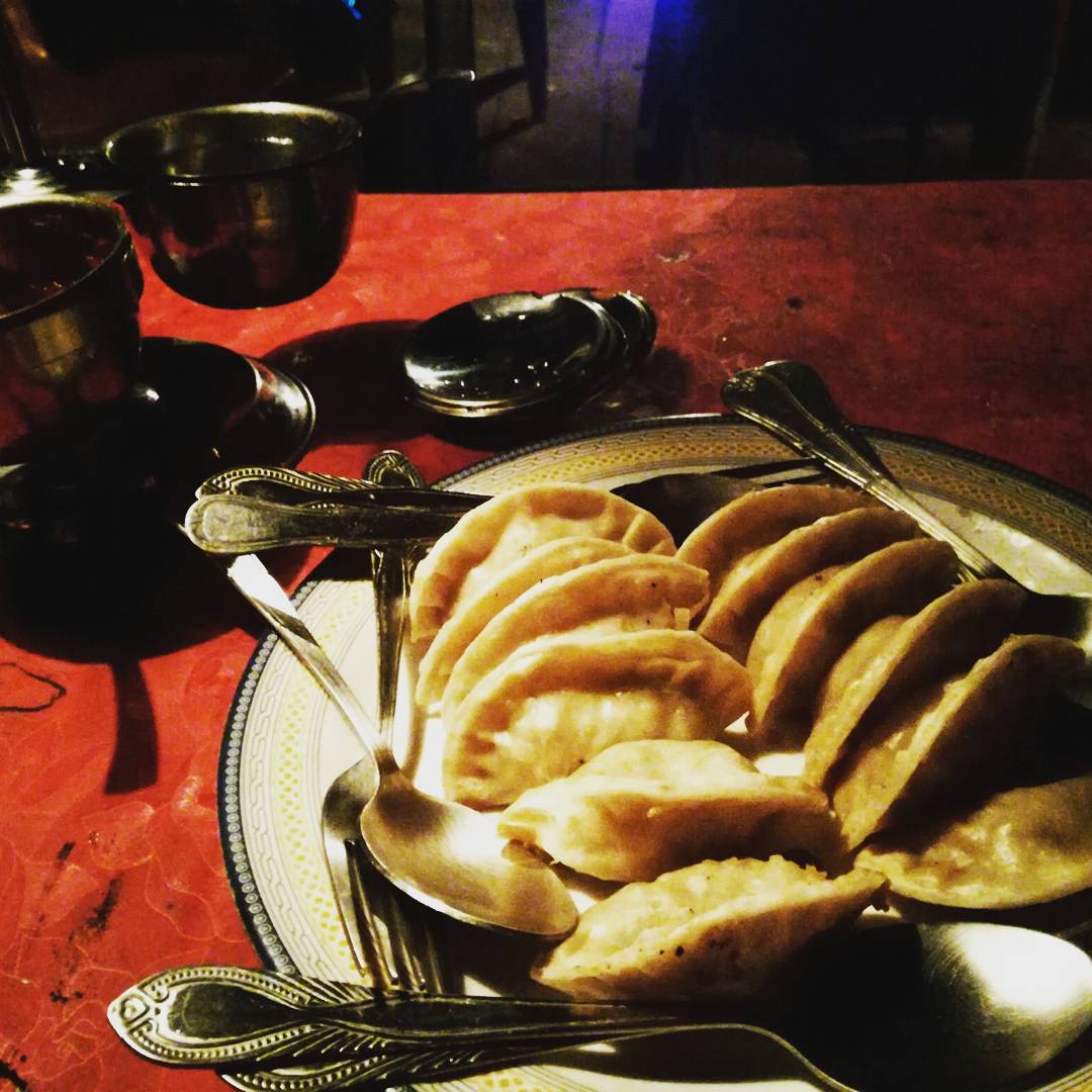 saadsalmankhan1's tweet photo. #ShareYourMeal simple yet tasty #BunKabab #Mamtu #lahore #gawalmandi https://t.co/cdTmRbA10I