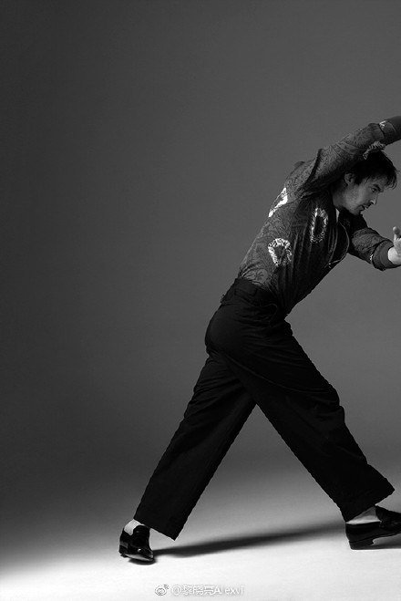 iansaddiction's tweet photo. 📷| Ian Somerhalder for #GQDaily https://t.co/R6zSdnVriS