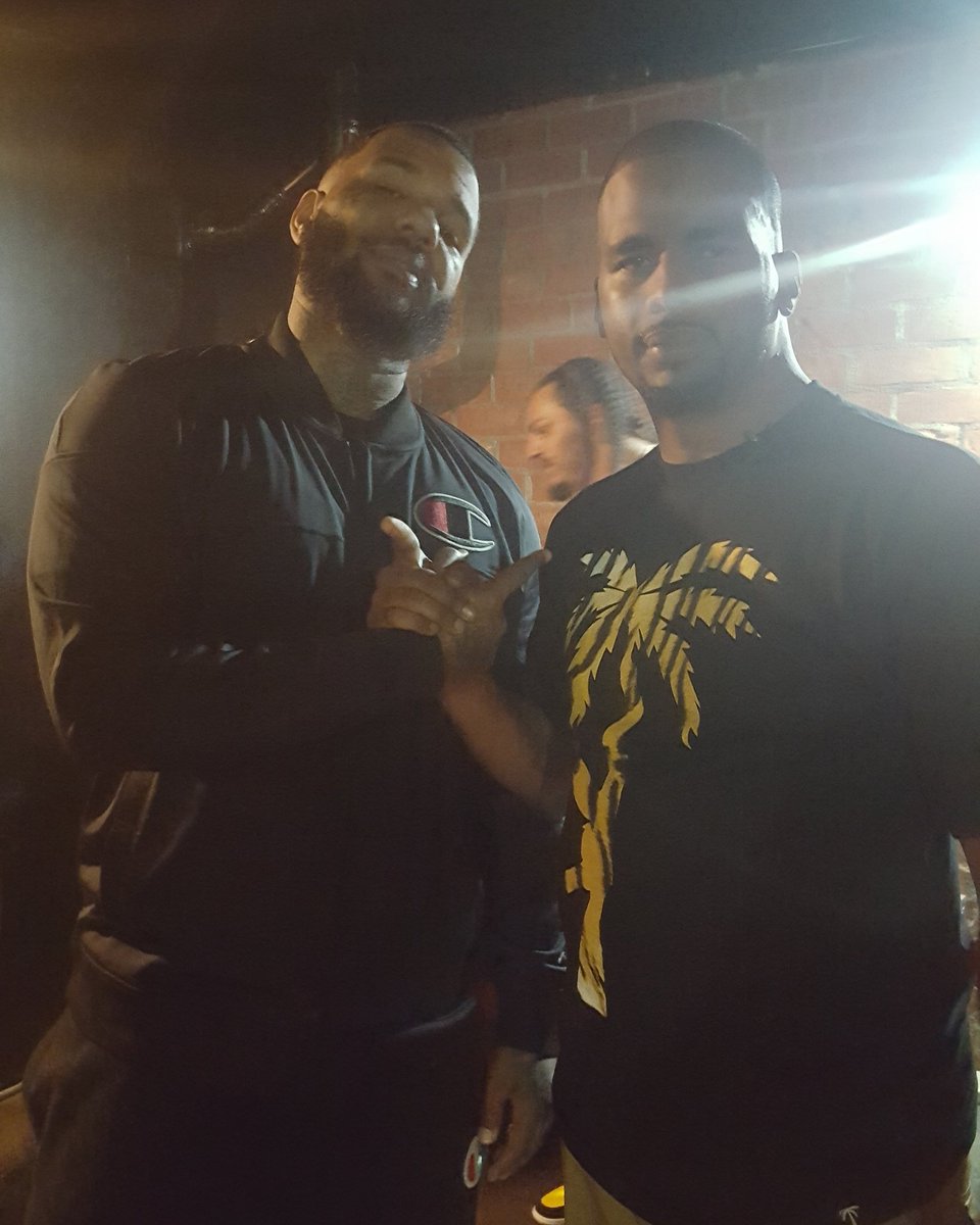 jahnidenver's tweet image. Got drunk high with @thegame  last night and interviewed him for @merryjane news stay tuned #smokedout #randomlight #shiningonmyface