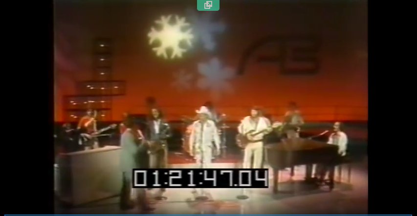 ONE08_Inc's tweet photo. Our inventor Robert Williams on stage with Mike Love and The Beach Boys
Feel the LOVE!

https://t.co/TemYbqUaey

#beachboys #mikelove https://t.co/56ts1lKbaJ