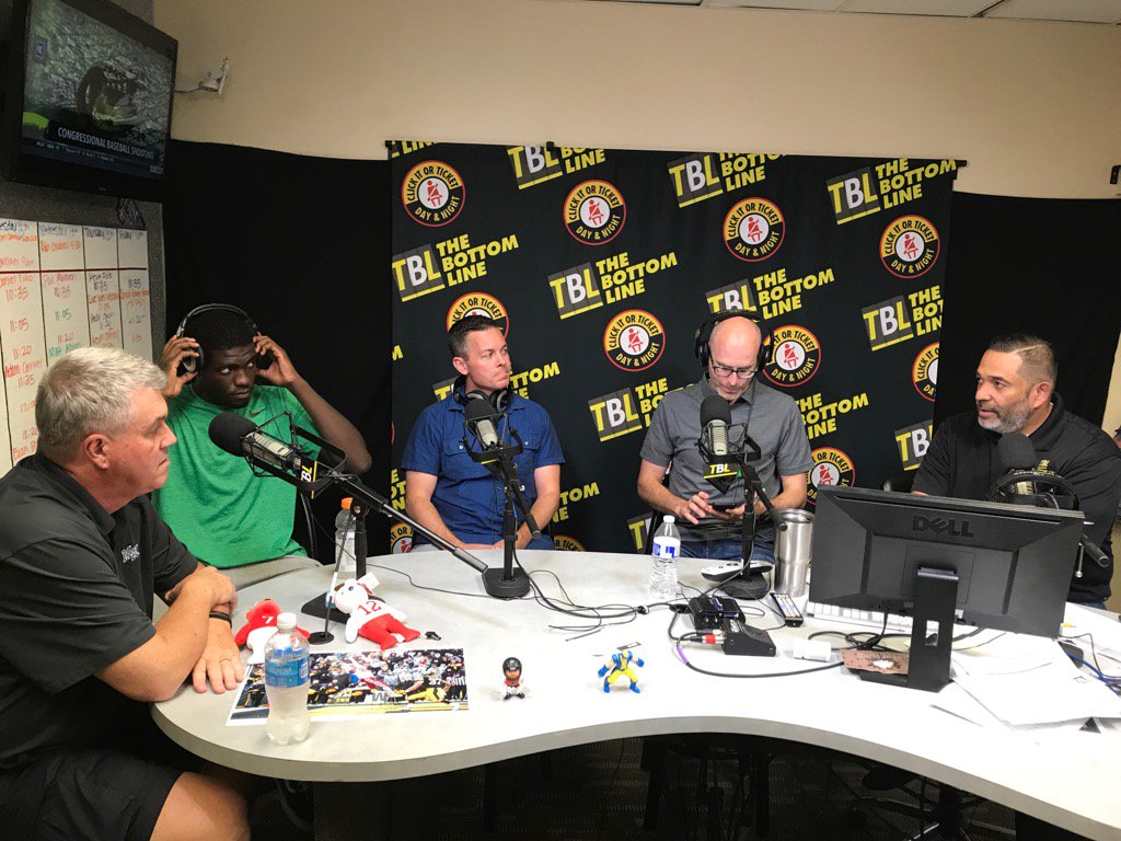 Creighton's Khyri Thomas getting ready to talk some hoops with <a href="/MikelSevere/">Mike'l Severe</a> on @OWHBottomLine and 590 AM right now.