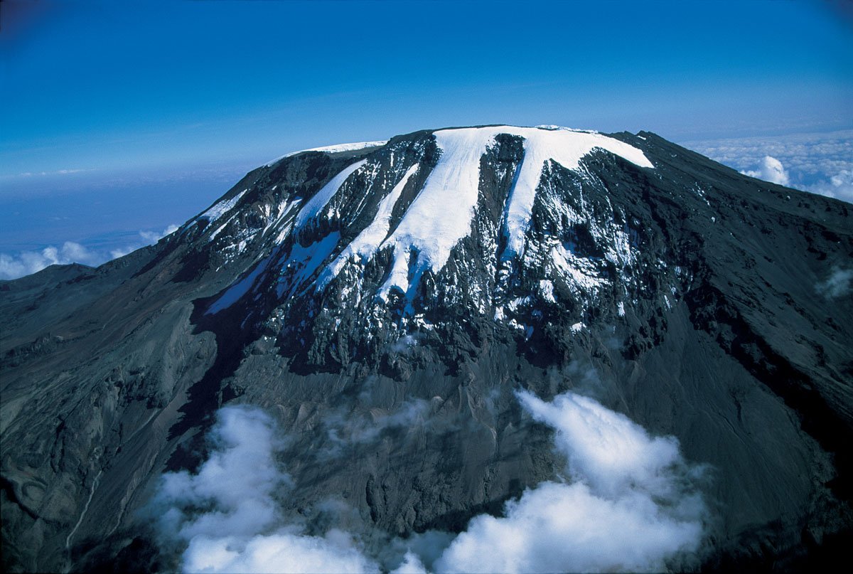 billmarwa's tweet photo. Mlima Kilimanjaro, 5,895M - Paa la Afrika.. #KwetuPazuri https://t.co/XKrA8FvlFE