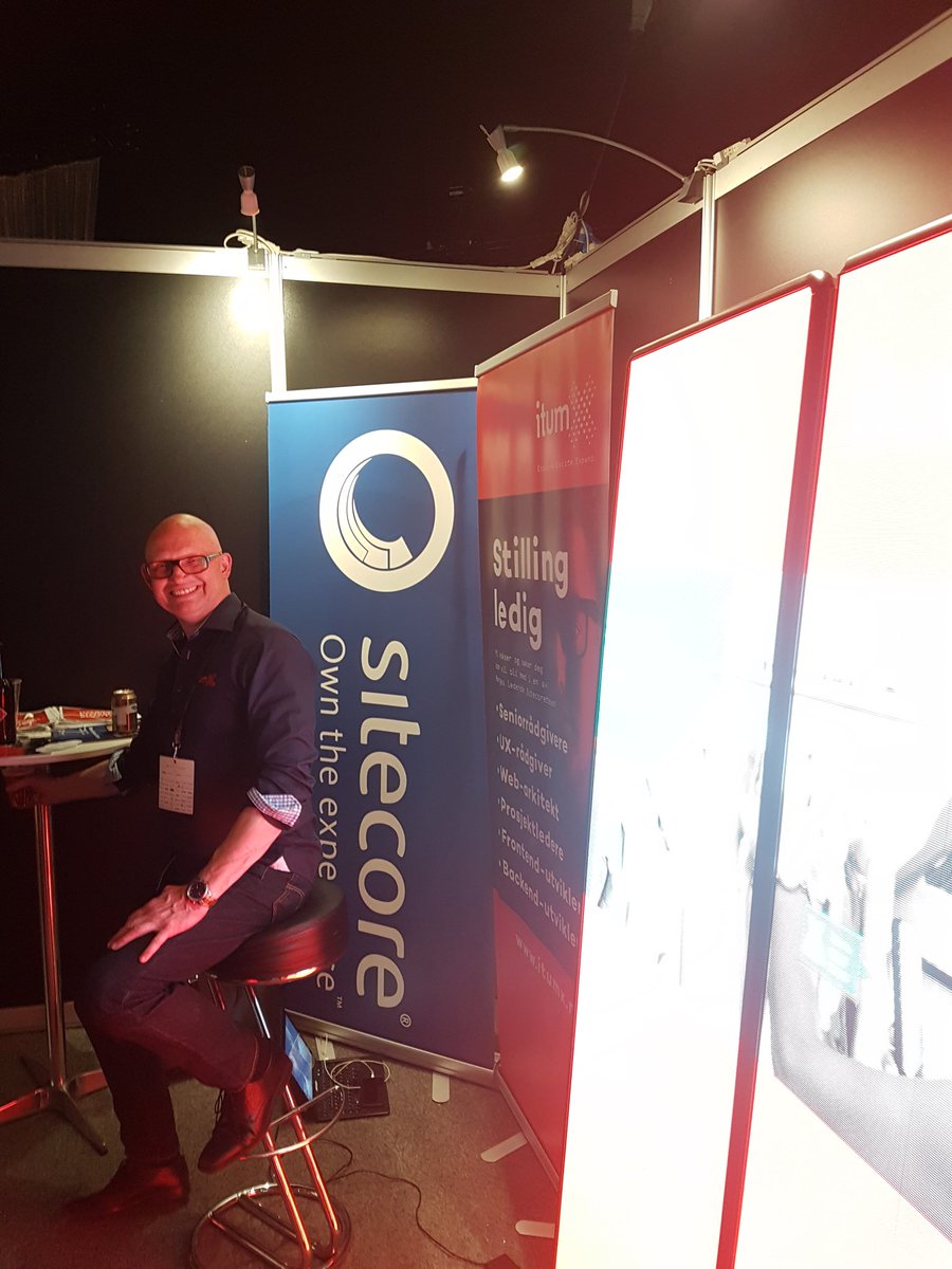 EnriqueAGuyB's tweet photo. Representing #LanguageWire at #ndcoslo today. Keeping up with Norwegian developers with partners  #ItumX &amp;  #sitecore https://t.co/okhVeDzslZ