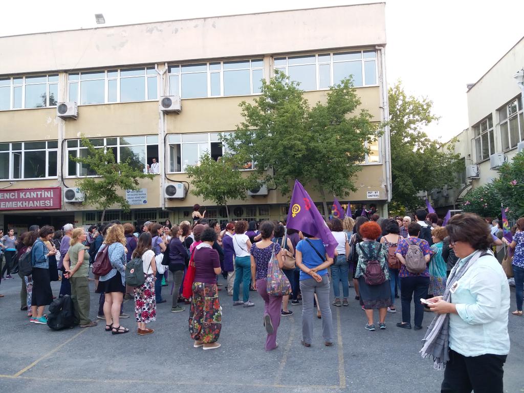 nazanozer2's tweet photo. Şirin hocayı uğurladık... https://t.co/KowUUqinca
