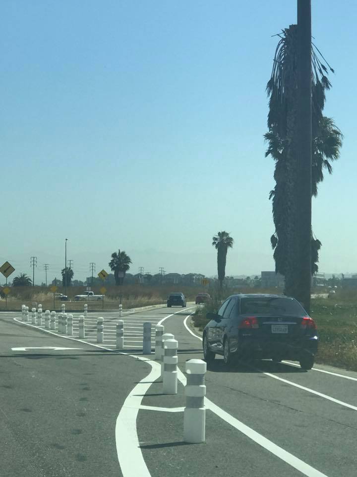 keepPDRmoving's tweet photo. A new use for bike lanes in #CD11 @MikeBoninLA #itsnotworking #fixourroads #roadgate https://t.co/YKPU5vVBhh