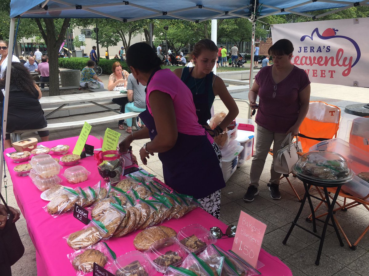 JHeavenly_Sweet's tweet photo. Make sure to go downtown to Levis Square every Thursday from 11am-1:30pm for all of your sweet cravings! #OpenIn3days π https://t.co/9SnLpZ38Qx