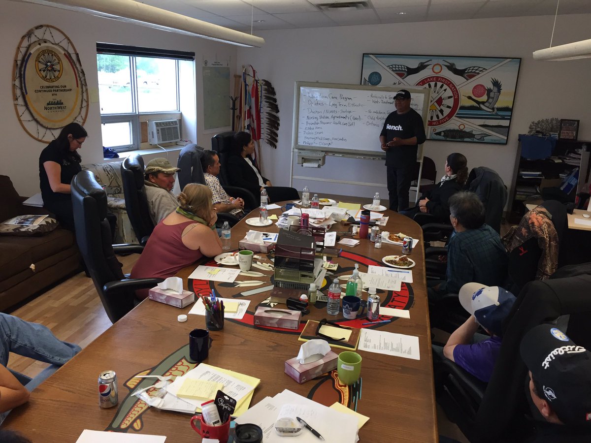 solmamakwa's tweet photo. Listening to health care issues in #SandyLakeFirstNation. Eg. No prevention and public health programs. #Indigenous #health https://t.co/9pM87fBXog