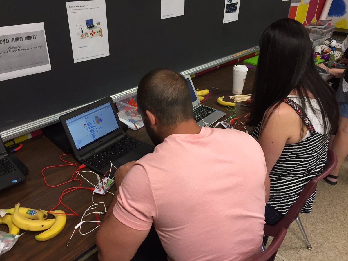 Great day with <a href="/staufferdav/">Dave Stauffer</a> exposing <a href="/WCSDZEPHYRS/">WCSD</a> teachers to our Creation Station #makerspace