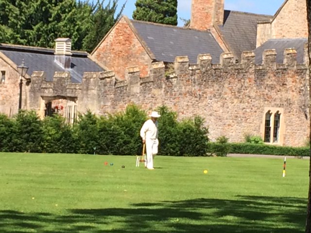 localreachltd's tweet photo. enjoying tea watching croquet  on the lawn at @Bishops_Palace.Could anything be more quintessentially english  #Wells #summertime #Somerset https://t.co/1U2WPzF6Tt