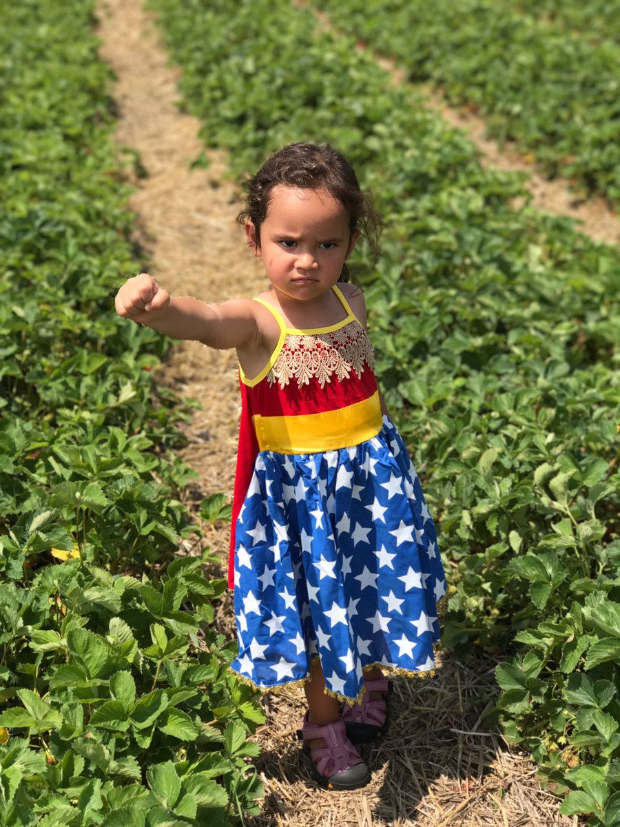 8ljohns's tweet photo. Picking strawberries with style!  #WonderWoman https://t.co/sWOMiO1HBL