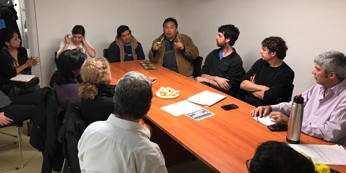 Los trabajadores de la economía popular de La Plata nos transmitieron la necesidad de contar con espacios para poder vender sus producciones