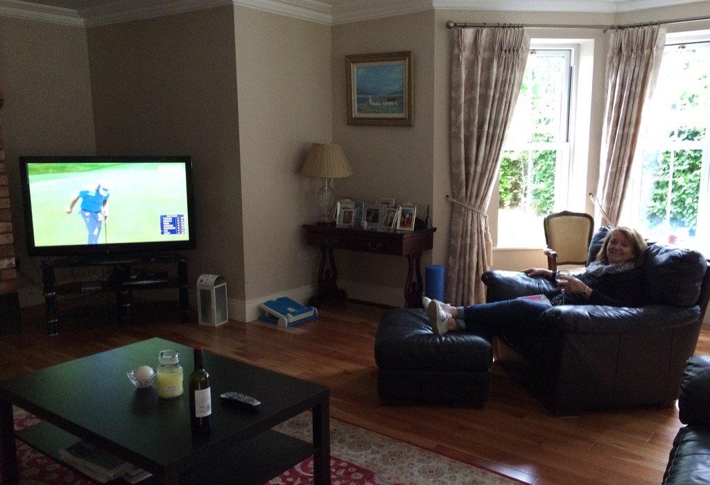 DocJMB7's tweet photo. Watching the US Open in our Portumna B&B #notroughingit https://t.co/uclq3oMom9