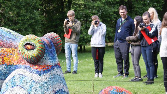 HorsforthArt's tweet photo. Year 9 and 10 Art &amp; Photo students visited the Yorkshire Sculpture Park. With a guided tour and at specialist workshops throughout the day. https://t.co/p1mV6WtEM7