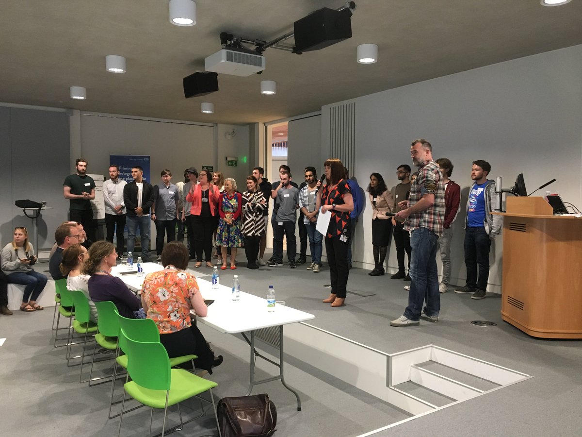 AlderHeyInnov's tweet photo. Thanks to our team and judges and particularly to @AlderHey staff, companies and university staff and students who took part #hackathonAH https://t.co/0OjmPe7WYI