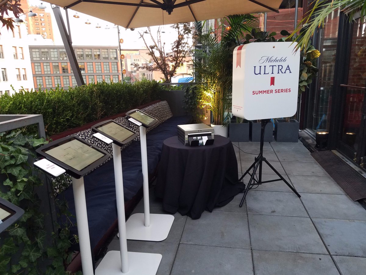 Social Booth, LLC. tweet media