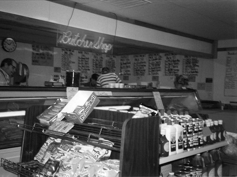 PerrysDining's tweet photo. Never forget your roots. We've been serving the freshest cuts of meat since 1979. #ThrowbackThursday https://t.co/sVfnBMnmlV
