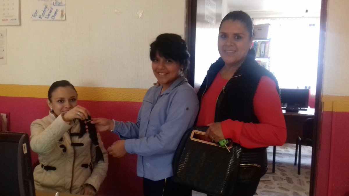 DIFVillaGro's tweet photo. 📷 #Fotogaleria Agradecemos las donaciones que se han estado realizando para el #TrenzatónVillaGuerrero2017 https://t.co/BRrp4majuD https://t.co/WjXV1FANPc