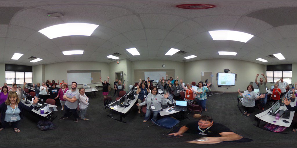 ScottPadway's tweet photo. 60 awesome educators @TulsaSchools are 2 steps closer to @GoogleForEdu level 1! #edtechteam #SummerEdTPS @edtechteam https://t.co/y5Y24TH02g