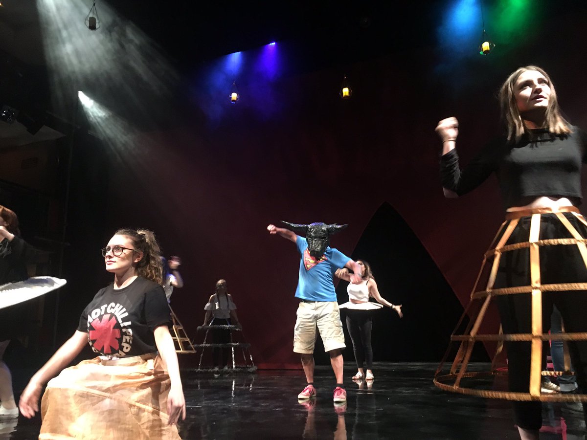 HuCostume's tweet photo. Tech rehearsals have just started @theLBT for tomorrow nights @ADAHuddersfield grad' Costume with Textile shows 7&amp;9pm #HuddCWT17 https://t.co/isuWx9zmLG