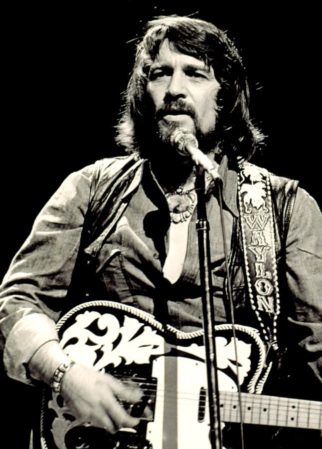 Happy birthday to the original outlaw, Waylon Jennings, who would have been 80 years old today. 