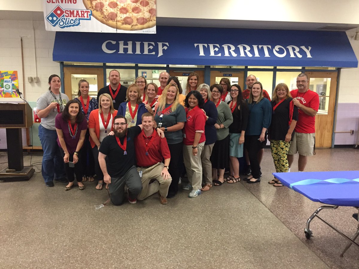 MsMeghanTimlin's tweet photo. Look at all the @KHS_Chiefs alumni staff members who were honored today with 50th anniversary medallions!! #chiefpride https://t.co/qX9pLjuKaK