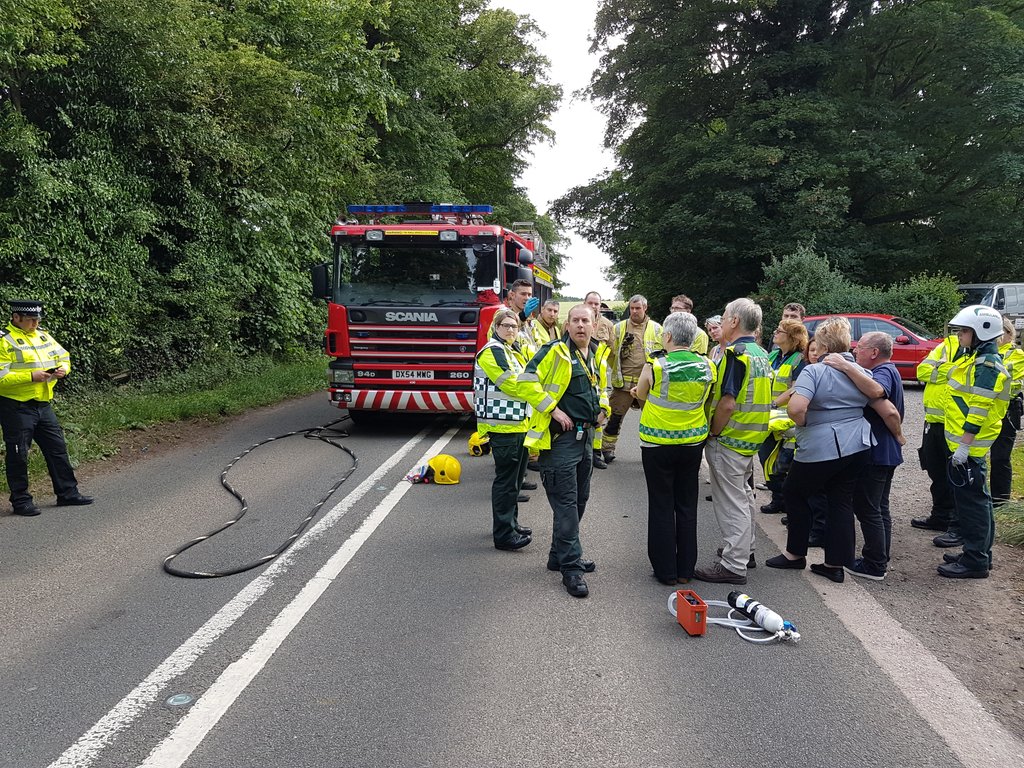 #A518 blue light services, air ambulance and Gnosall CFR's debrief successful extraction <a href="/jesip999/">JESIP</a> <a href="/OFFICIALWMAS/">West Midlands Ambulance Service #HelpUsHelpYou</a> @Gnosallcfrs <a href="/StaffsPolice/">Staffordshire Police</a>