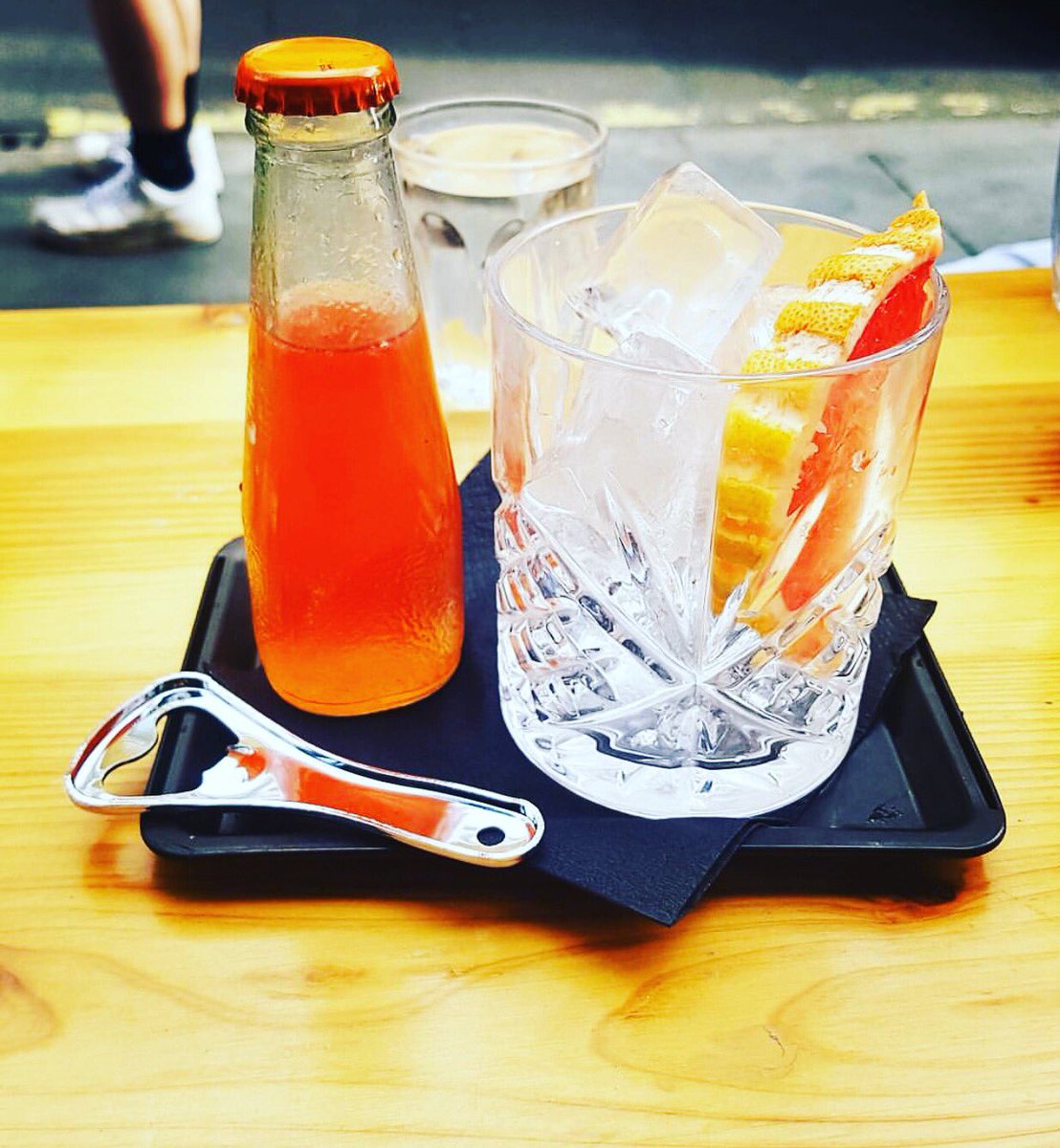 threeeightfour's tweet image. Al fresco orange paloma ft @eljimadoruk @campari &amp;amp; @IlCrodino 🇲🇽x🇮🇹=🍊🌞🍹