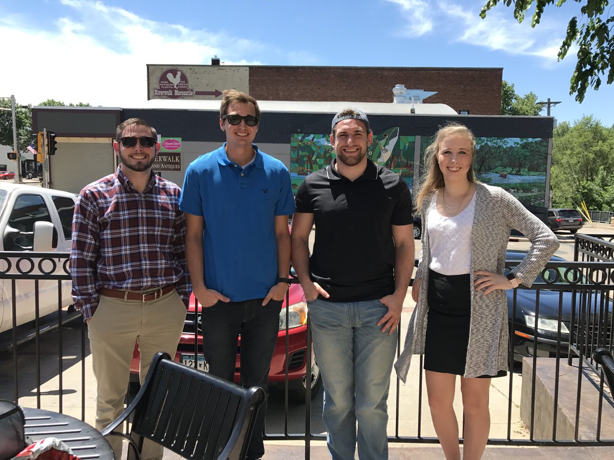 NCCMCo's tweet photo. Our interns enjoyed lunch together outside on this beautiful day! #InternLunch https://t.co/UvYuWtPg78