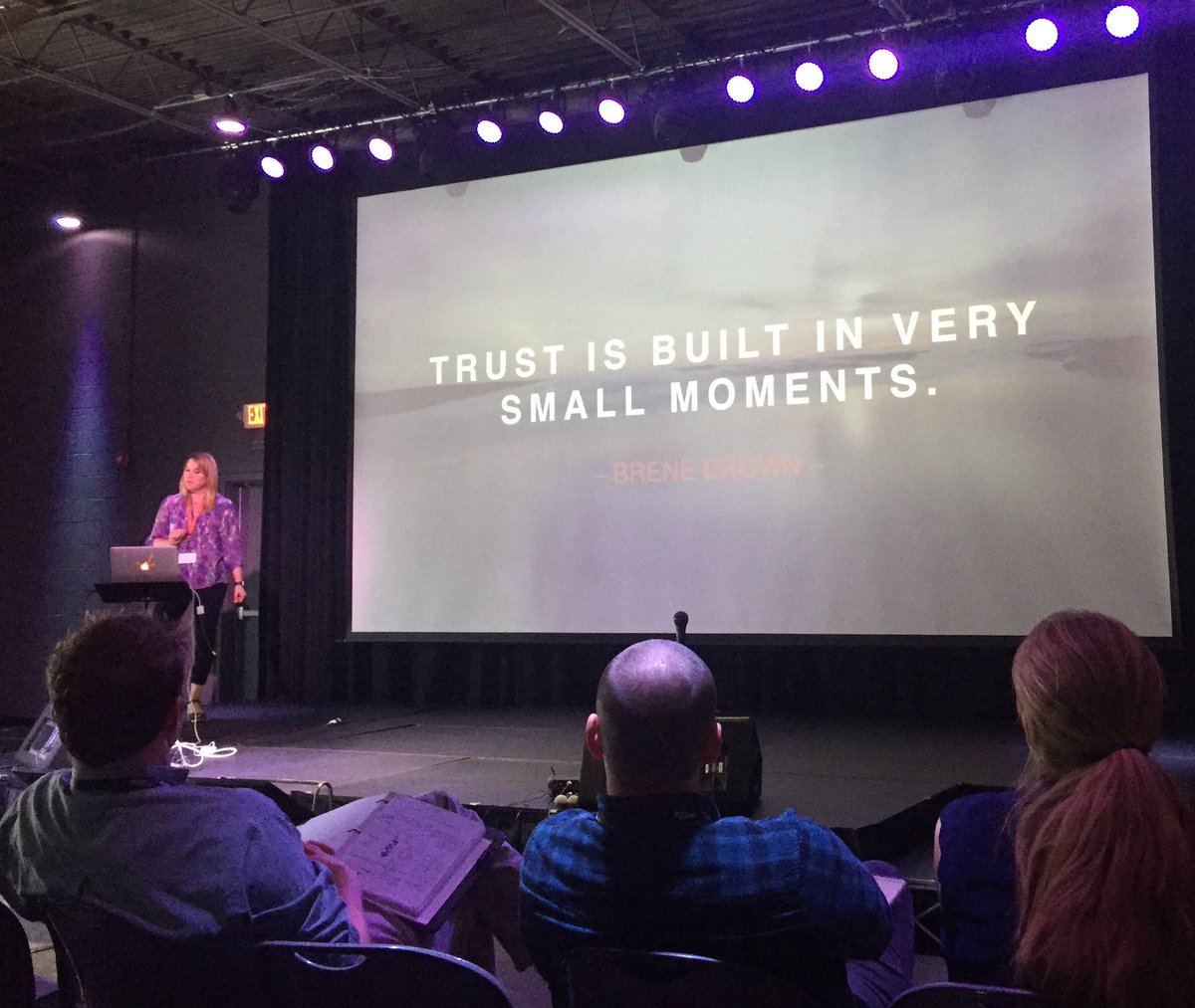 StorefrontsCSI's tweet image. Because our customers are important to us and providing them the very best service is our mission. #GrowWithHubspot #CustomStorefronts