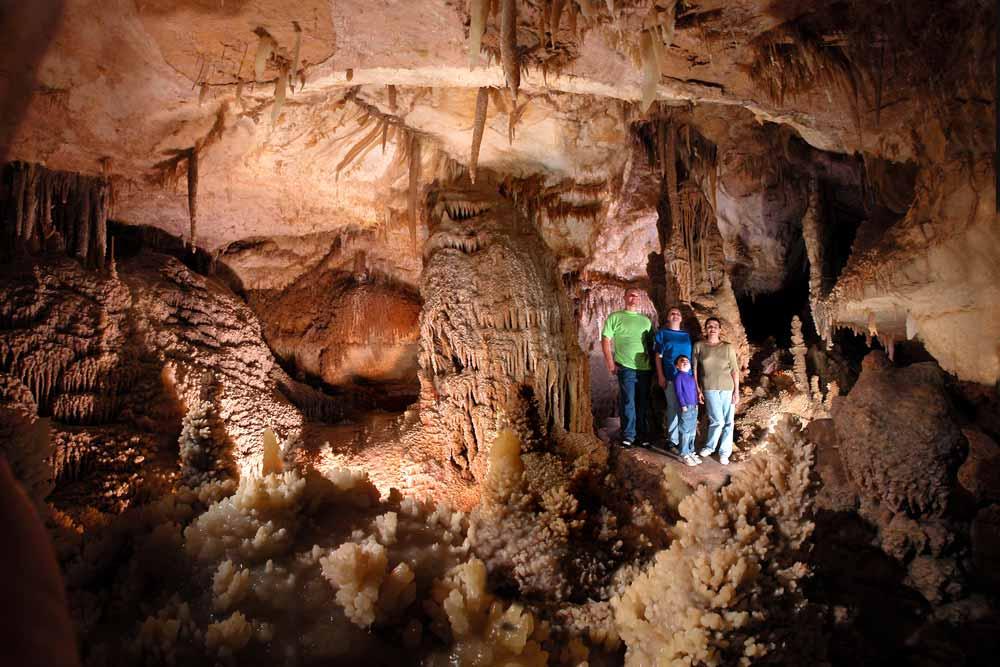 TravelTexas's tweet image. X marks the spot! We've found your next Texas adventure. Explore the underground treasure of the @cavernsofsonora. bit.ly/2t6N2nZ