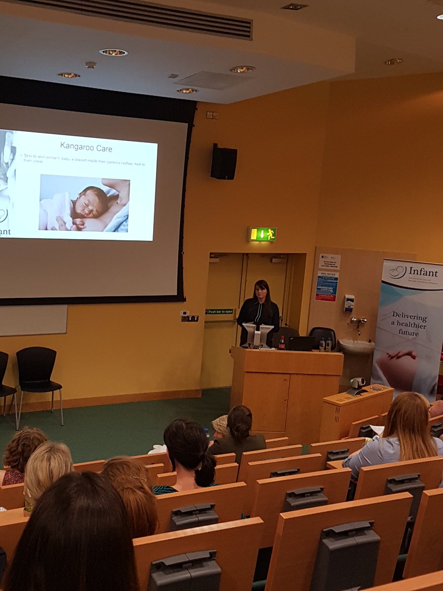 MeehanGrainne's tweet photo. #kangaroocare for the win! Paula Hyland of #neoview talking us through ways to feel more involved with your baby in the NNU #bumpandbeyond https://t.co/FsVb0FnPCj