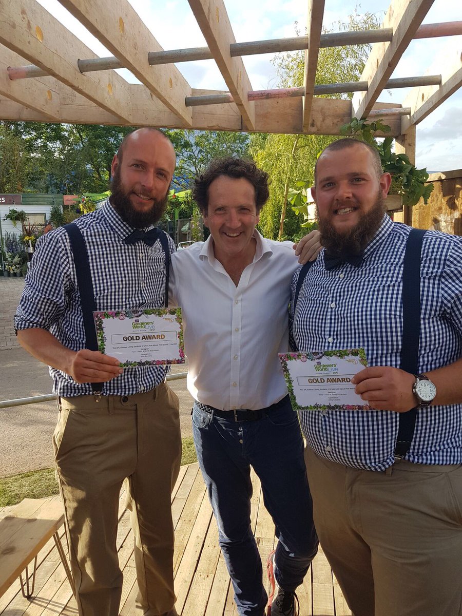 Thanks <a href="/DiarmuidDesigns/">Diarmuid Gavin</a> for taking time out to give us your thoughts on the garden,much appreciated! We know you loved it really <a href="/BBCGWLive/">BBCGWLive</a>