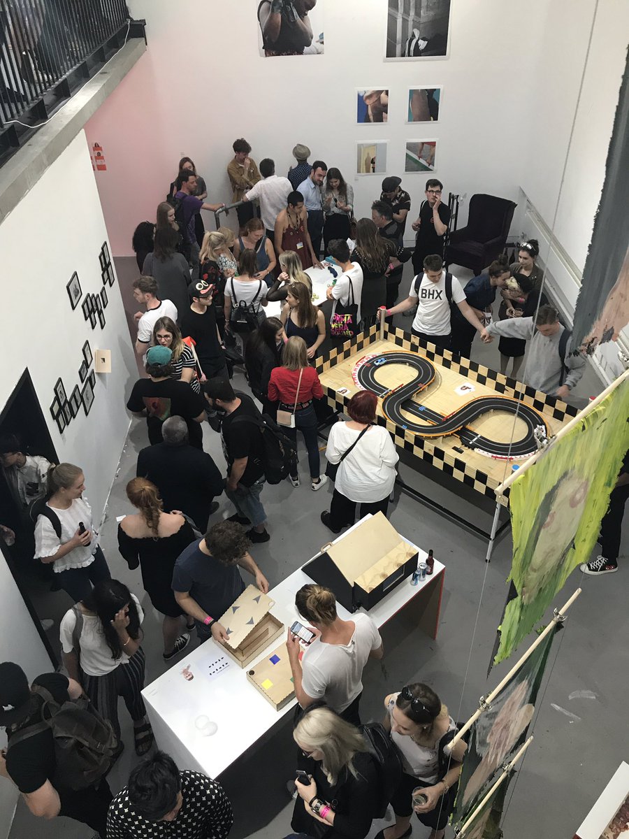 IntDesArtsShow's tweet photo. Smashing it #ual #lcc #ida #360 https://t.co/fFEySbBvdx