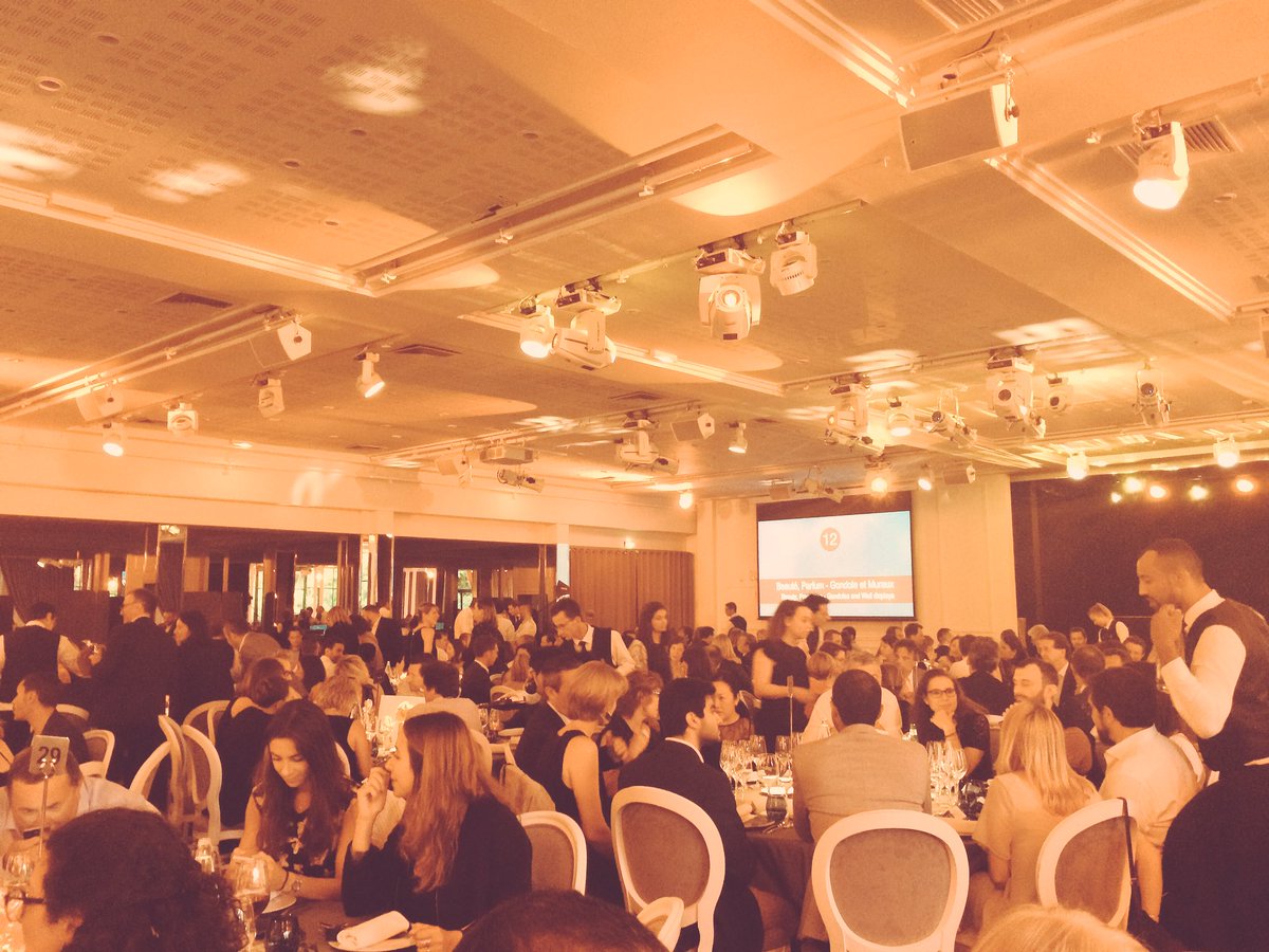 SHOP_ASSO_FR's tweet photo. Le dîner du Gala POPAI Awards, le moment de détente du secteur du MPV #PopaiAward #MyPopai https://t.co/ClpjvyI5ni