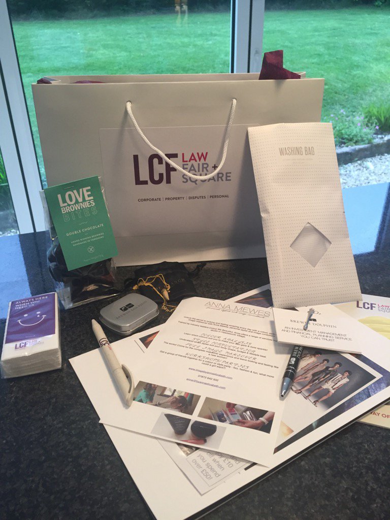 SuzanneW_Comms's tweet photo. That's what I call a goodie bag! Excellent night with @LawFairSquare @LCF_RachSRobb @atticwomenswear @Approach_pr https://t.co/aGEdAhuaJp