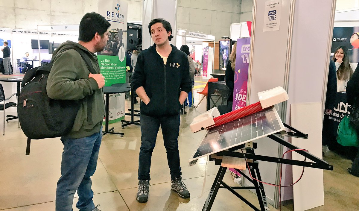TheClover2030's tweet image. #IntiTech se presenta en @creoenchile (paseo del ingenio) con su limpiador automático de paneles solares 🇨🇱