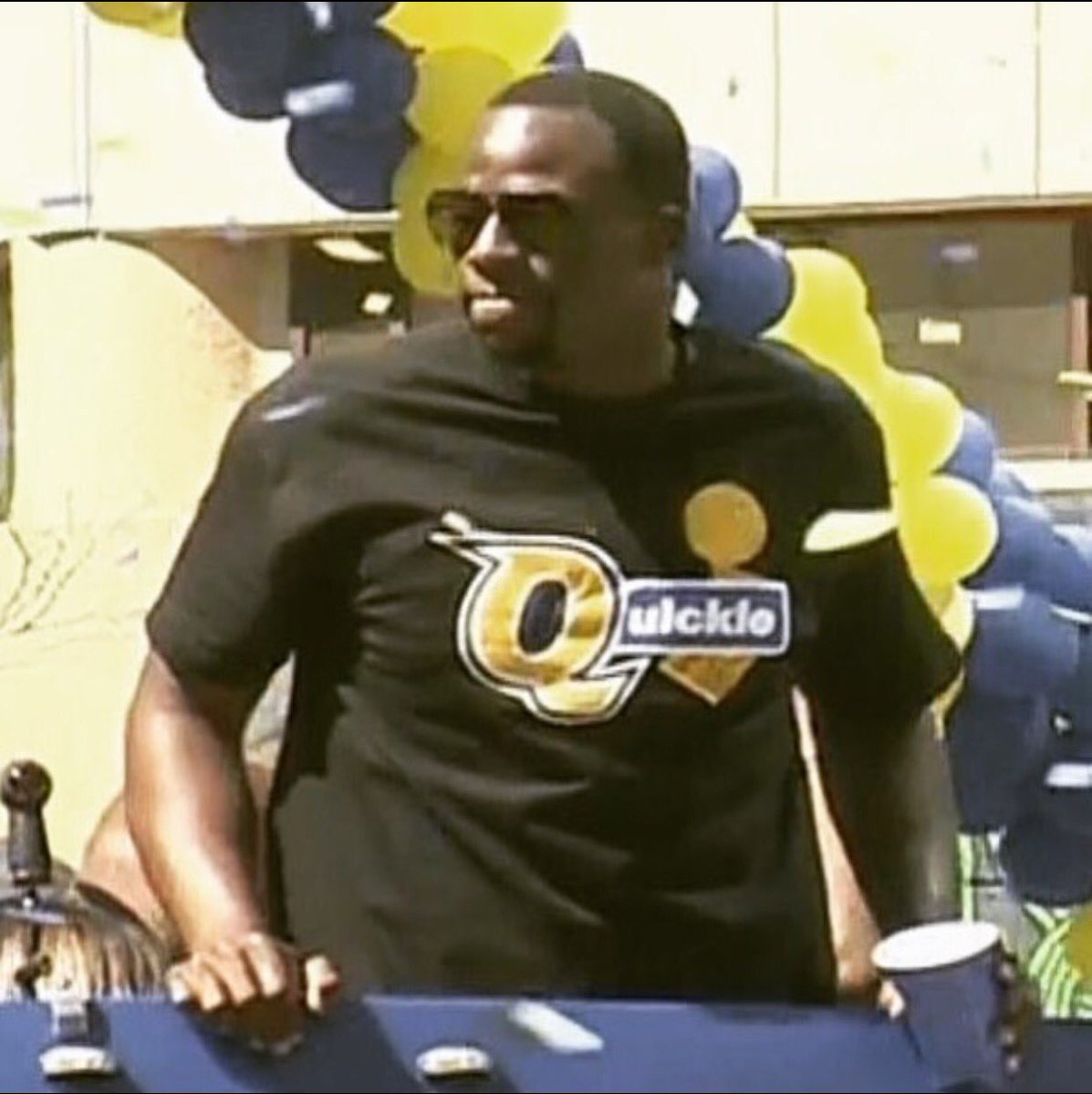 beier_devin's tweet photo. #NBAFinals Biggie Smalls lives! https://t.co/KcepFploUE