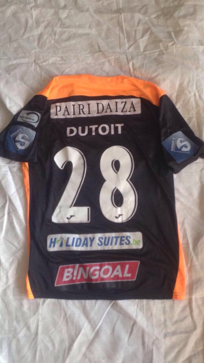 zoeve10_'s tweet photo. New shirt! William Dutoit @kvoostende ๐ช๐ผ
More on my site โก๏ธ https://t.co/563vwwV553 #collection #shirts #kvo #WD28 https://t.co/29FgVVWGUH