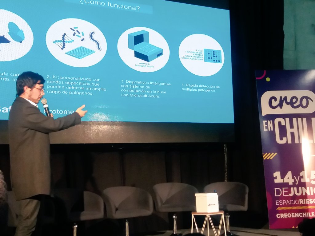 FIA_Chile's tweet image. @ProtomeBio presentando su kit #foodsafe para detectar patógenos en la industria alimentaria 👍 en @creoenchile