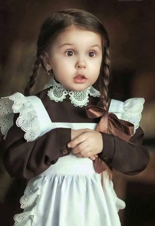 — Наташа, сургуулийн засварт өгөх 500 рублээ яагаад авчраагүй? 
 — Би эвдээгүй штээ..