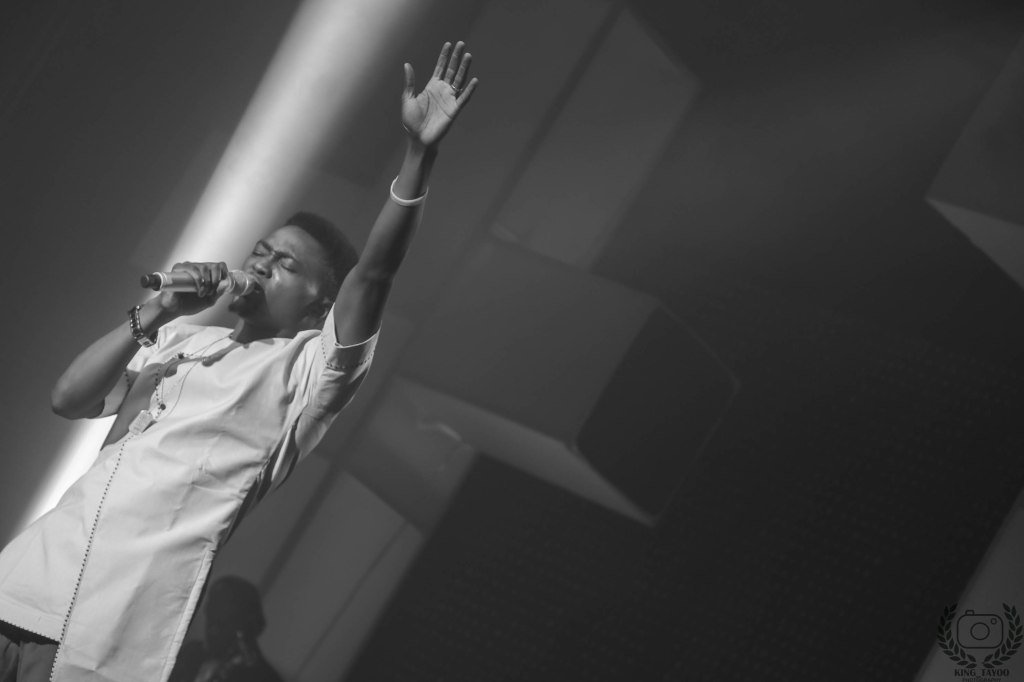 KING_TAYOO's tweet photo. I THINK I MIGHT MAJOR IN CONCERTS https://t.co/BLKyJO4BZN https://t.co/snC18Fzgpd