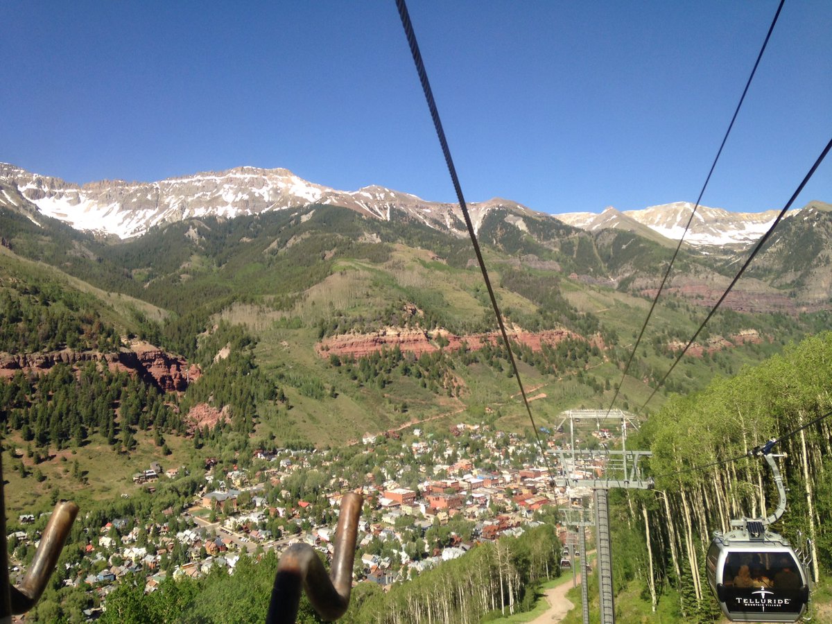 Fireball_FeMail's tweet photo. #Telluride #bluegrass @planetbluegrass ❤️ https://t.co/HjXKW9UKzo