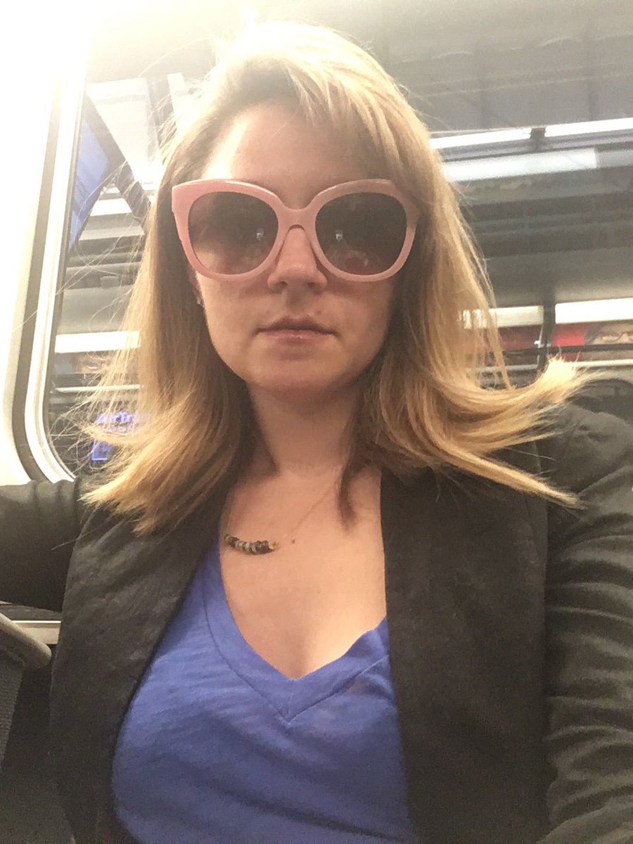 valstitchery's tweet photo. #jfkbound #Paris https://t.co/cV4bAAYWqX
