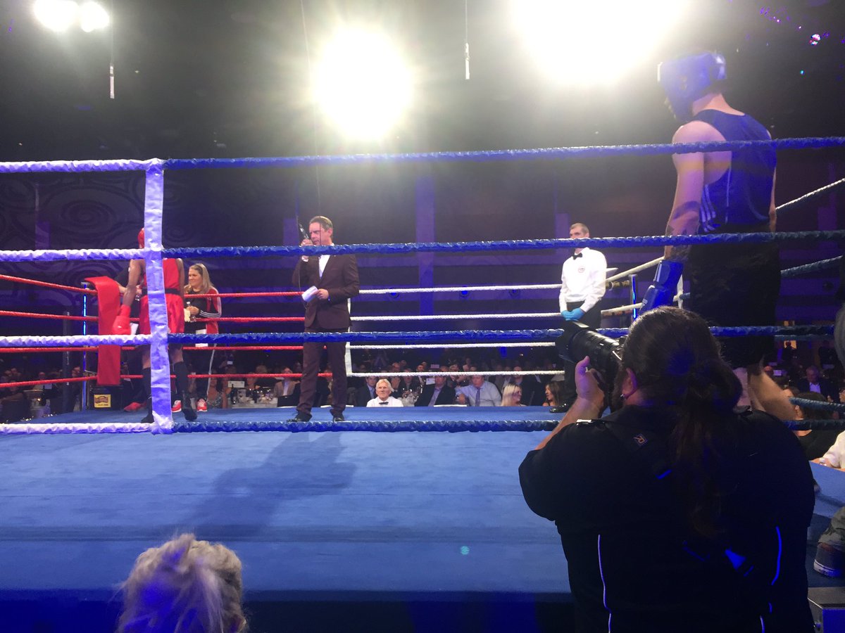 RINGSIDE FOR YOUTH tweet media