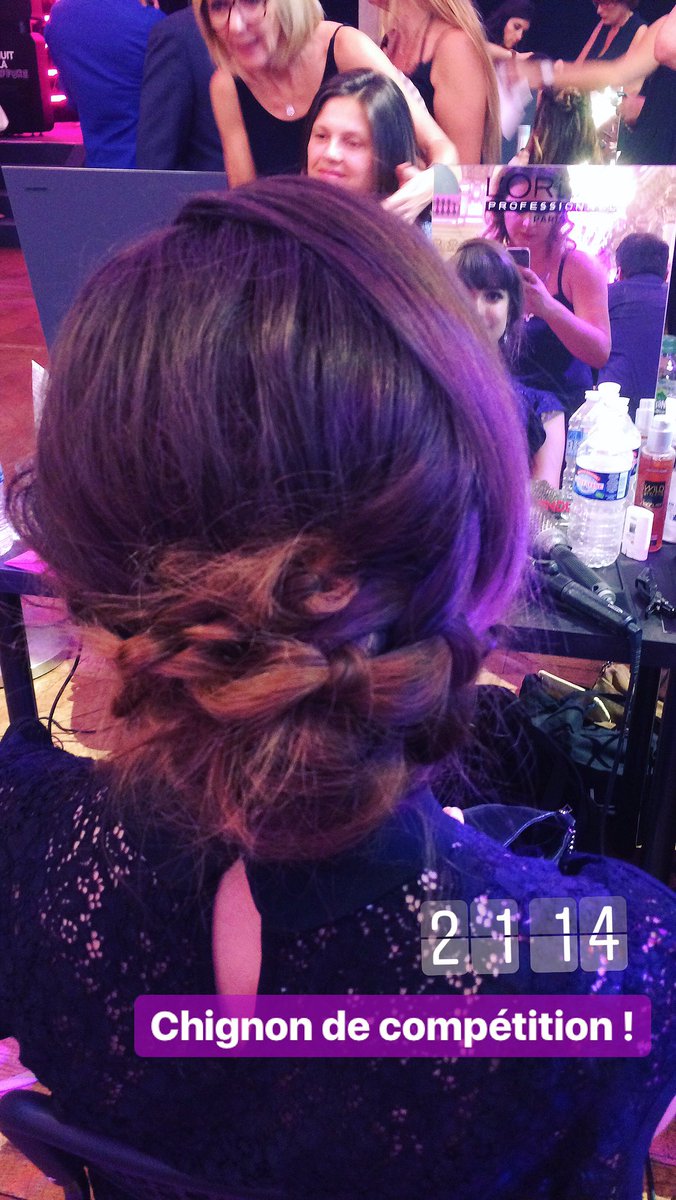 AdelineRajch's tweet photo. Une très belle #NuitDeLaCoiffure by @Loreal à l'Hôtel de Ville @Paris ! 😍💇🏻✂️ #NDLC2017 #Coiffure #Hair #Art #Paris https://t.co/8XwN7dKtzg