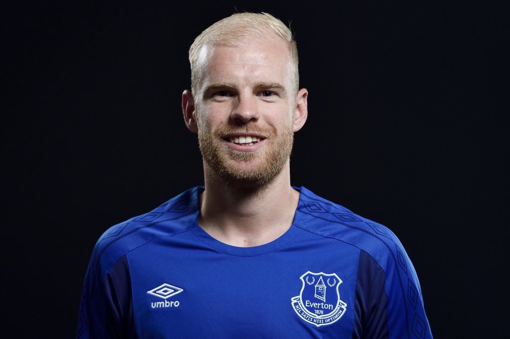 EPLStatman's tweet image. Davy Klaassen 16/17 Eredivisie Stats

33 Games
80% Pass Accuracy
52 Tackles
33 Interceptions 
58 Chances Created 
9 Assists 
14 Goals 

#EFC