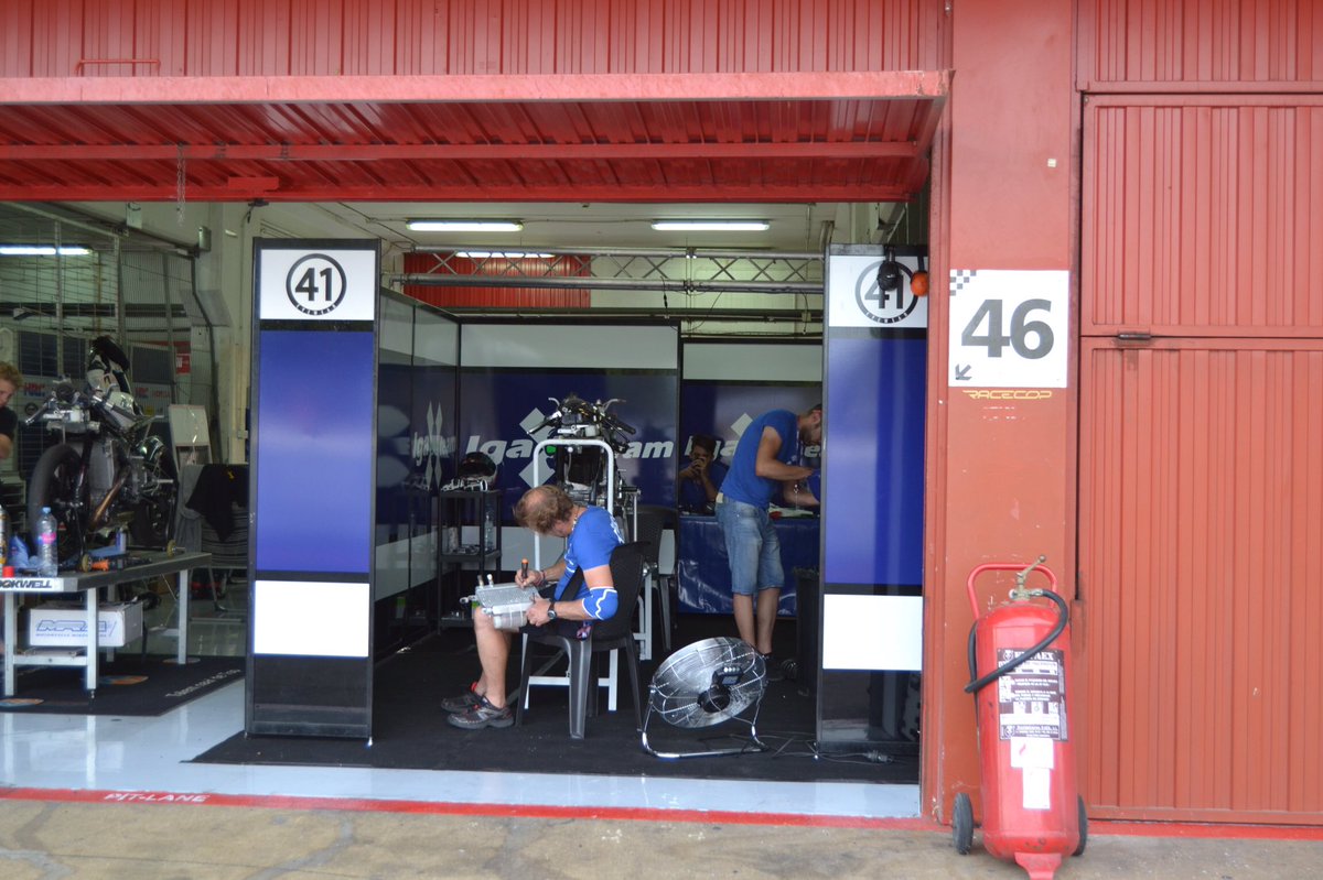 PaddockMotocicl's tweet photo. FIM CEV REPSOL #fimcevrepsol https://t.co/lRtUL6UgXb