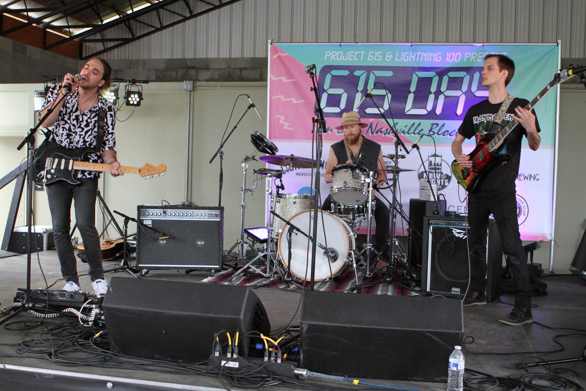 Lightning100's tweet photo. Thanks @OmegaSwanMusic for rockin' The Pavilion East at #615Day! https://t.co/G57ajaOMKa