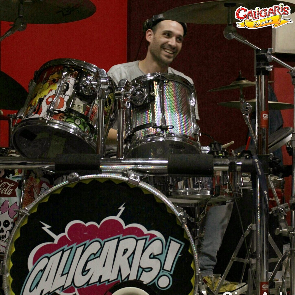 LOSCALIGARIS's tweet photo. Ensayando 🎉 #Caligaris20Años #ElShowMásFelizDelMundo 🎪
➡ Este finde tocamos en Campo Hermoso en #Chaco https://t.co/BKkDvApl6F